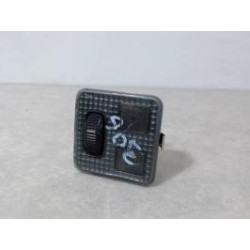 Eclairage de plafonnier PEUGEOT 306 BREAK d’occasion