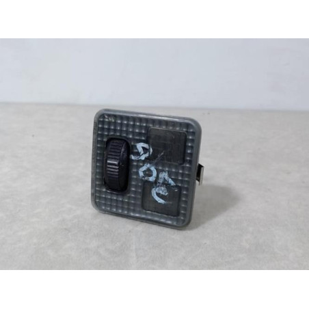 Eclairage de plafonnier PEUGEOT 306 BREAK d’occasion