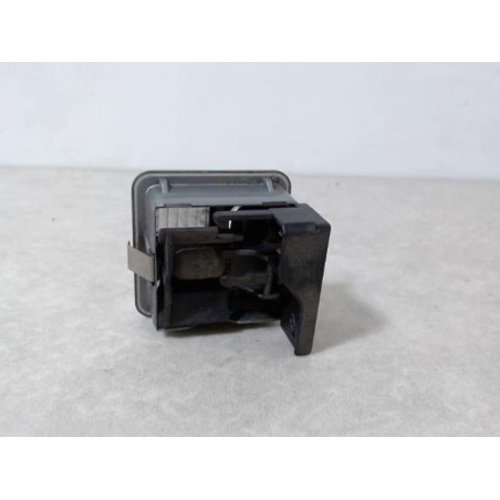 Eclairage de plafonnier PEUGEOT 306 BREAK d’occasion