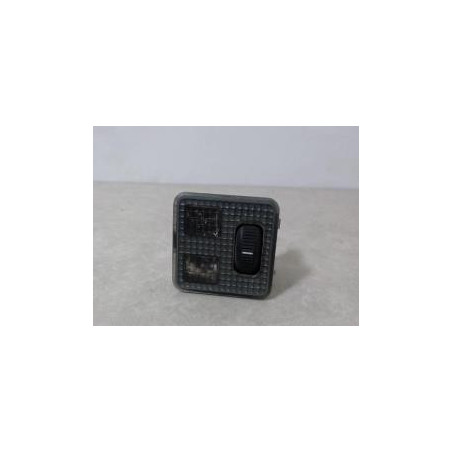 Eclairage de plafonnier PEUGEOT 306 PHASE 1 d’occasion