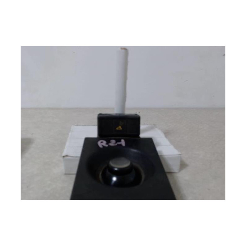 Eclairage de plafonnier RENAULT R21 PHASE 2 d’occasion