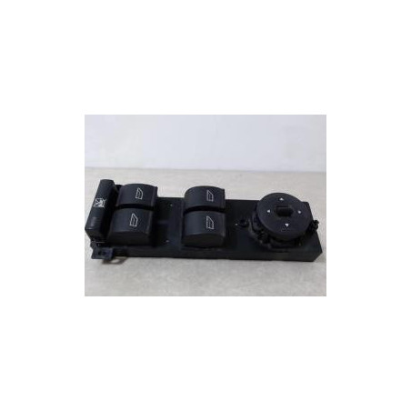 Interrupteur de leve vitre avant gauche FORD FOCUS 2 PHASE 2 d’occasion