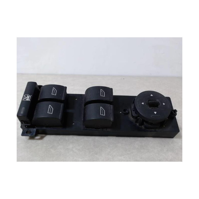 Interrupteur de leve vitre avant gauche FORD FOCUS 2 PHASE 2 d’occasion