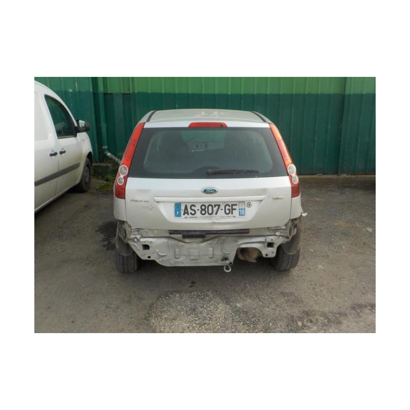 Enjoliveur anti brouillard FORD FIESTA 5 PHASE 2 d’occasion