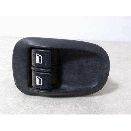 Interrupteur de leve vitre avant gauche PEUGEOT 206 PHASE 1 d’occasion