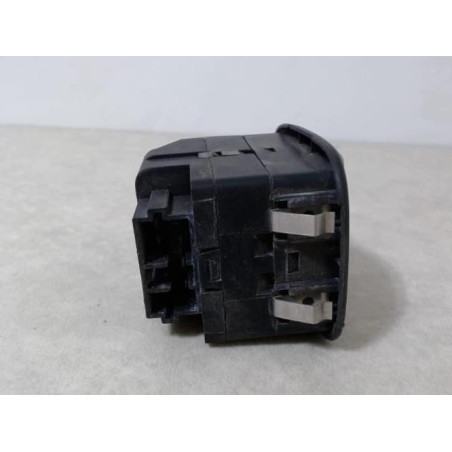 Interrupteur de leve vitre avant gauche PEUGEOT 206 PHASE 1 d’occasion