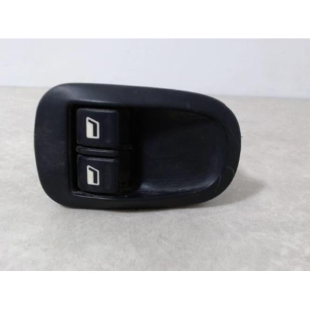 Interrupteur de leve vitre avant gauche PEUGEOT 206 PHASE 1 d’occasion