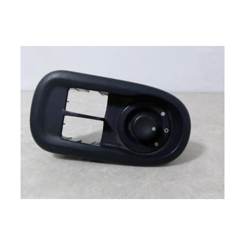 Commande retroviseurs RENAULT KANGOO 2 PHASE 2 d’occasion