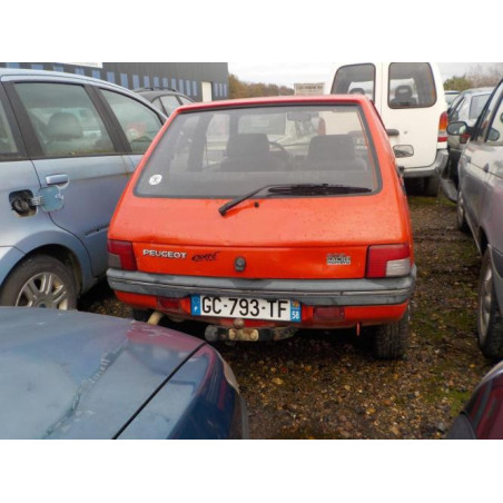 Calandre PEUGEOT 205 PHASE 2 d’occasion