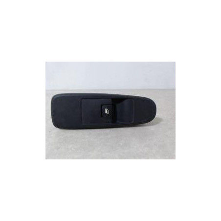 Interrupteur de leve vitre avant droit CITROEN 1.6 HDI 112 8V d’occasion