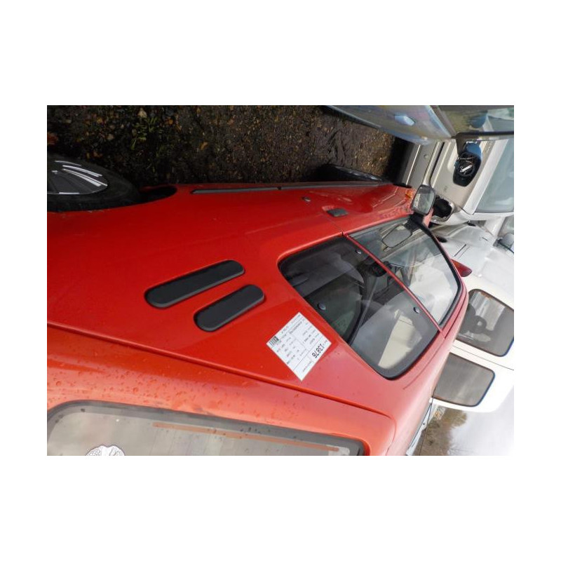 Calandre PEUGEOT 205 PHASE 2 d’occasion