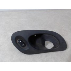 Interrupteur de leve vitre avant droit FORD MONDEO 2 d’occasion