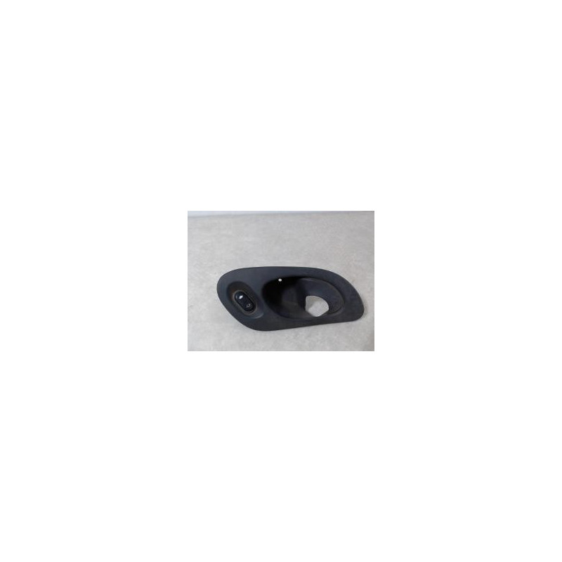 Interrupteur de leve vitre avant droit FORD MONDEO 2 d’occasion