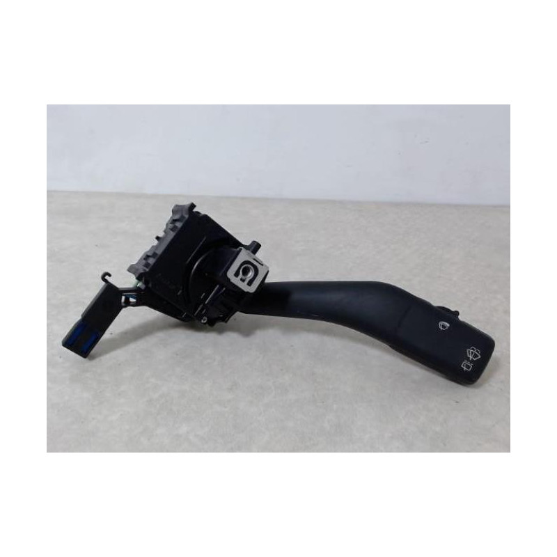 Commodo d'essuie glaces VOLKSWAGEN GOLF 5 d’occasion