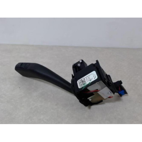 Commodo d'essuie glaces VOLKSWAGEN GOLF 5 d’occasion