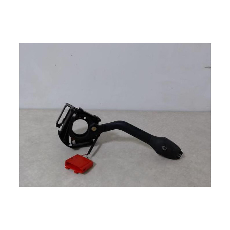 Commodo d'essuie glaces VOLKSWAGEN POLO 3 PHASE 1 d’occasion
