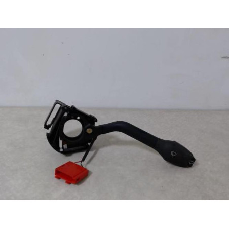 Commodo d'essuie glaces VOLKSWAGEN POLO 3 PHASE 1 d’occasion