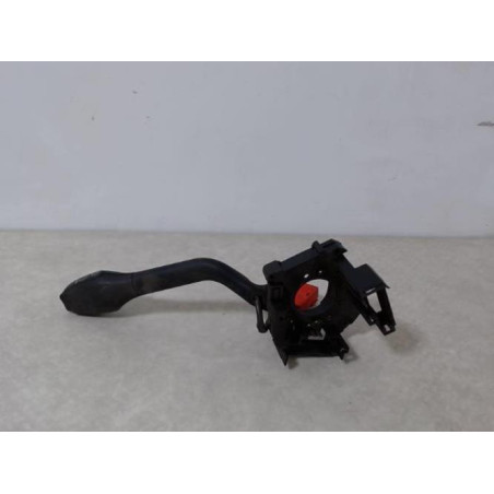 Commodo d'essuie glaces VOLKSWAGEN POLO 3 PHASE 1 d’occasion