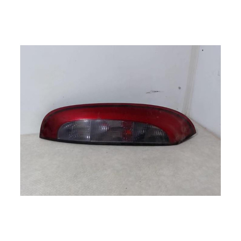 Feu arriere principal gauche (feux) OPEL CORSA C PHASE 1 d’occasion