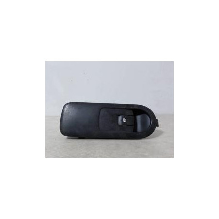 Interrupteur de leve vitre avant droit RENAULT GRAND SCENIC 2 PHASE 1 d’occasion