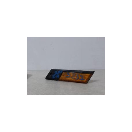 Repetiteur clignotant avant droit  (Feux) BMW  d’occasion