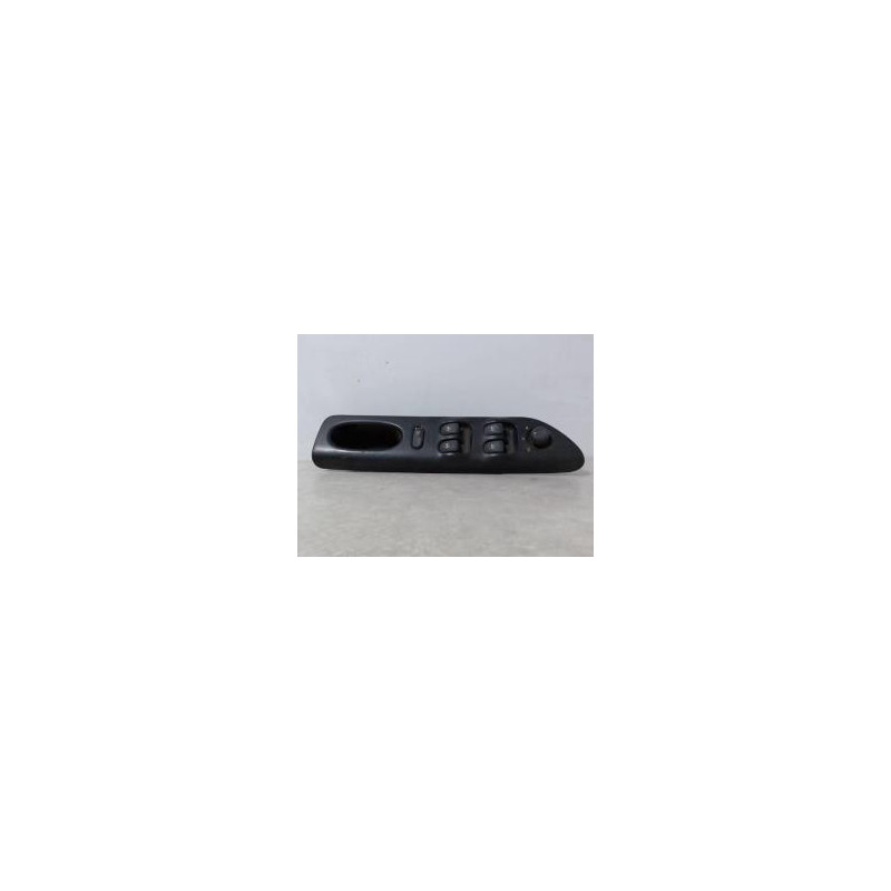 Interrupteur de leve vitre avant gauche RENAULT LAGUNA 1 PHASE 1 d’occasion