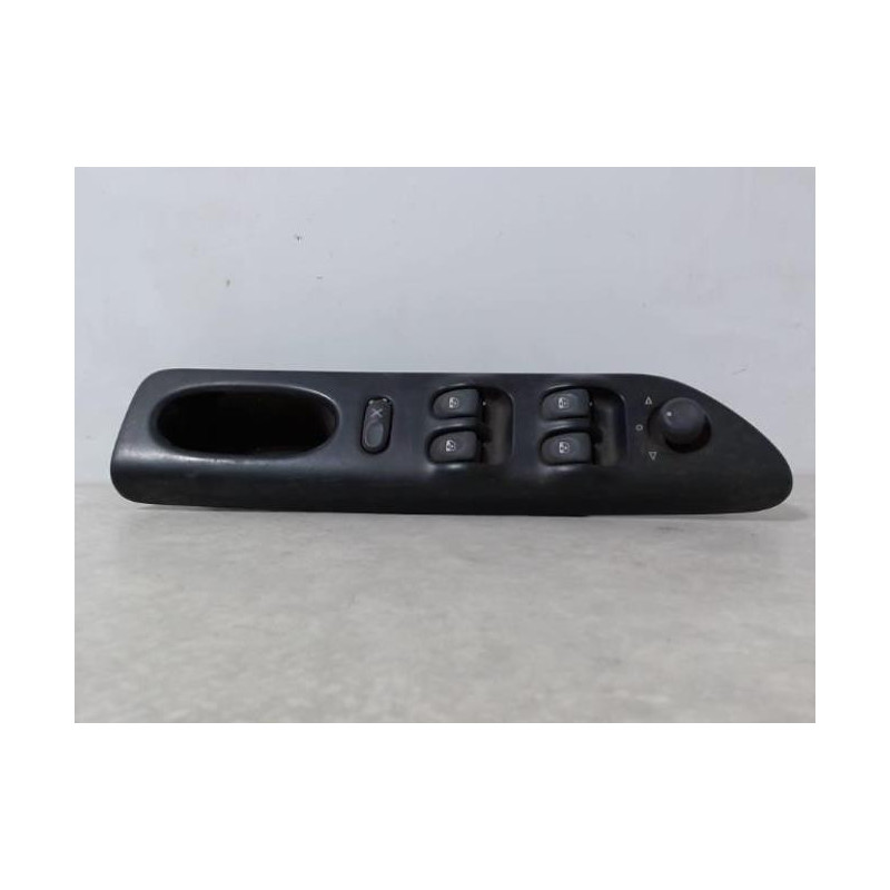 Interrupteur de leve vitre avant gauche RENAULT LAGUNA 1 PHASE 1 d’occasion